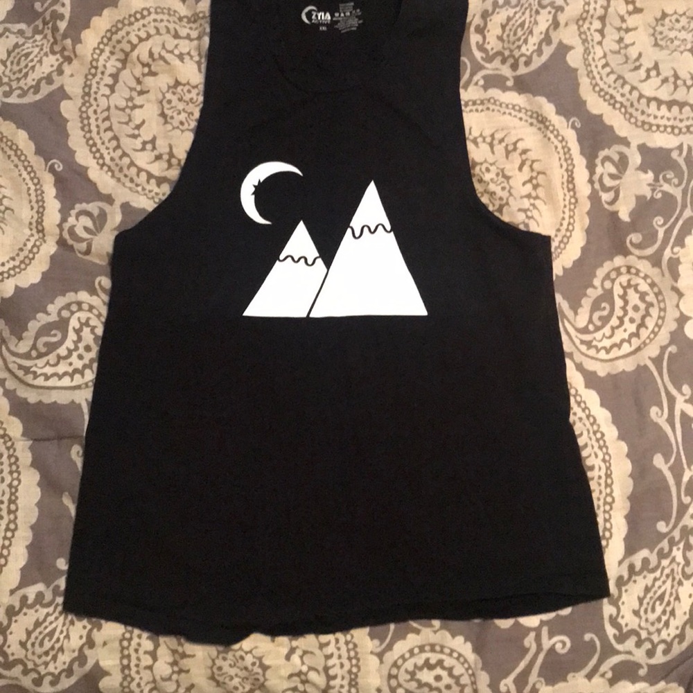 Zyia workout top